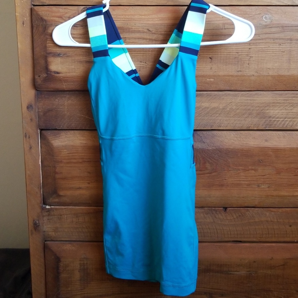Lululemon tank